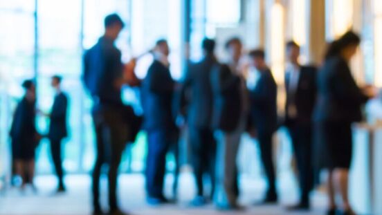 Abstract,Blur,Group,Of,People,In,Business,Meeting,,Professional,Corporate